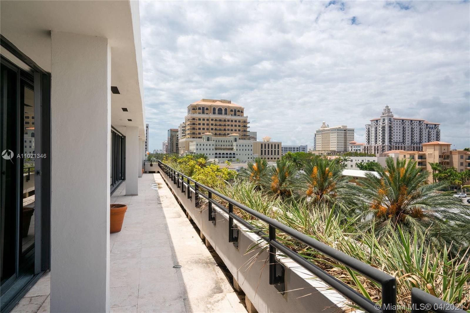 For Lease: 1701 Ponce de Leon #306 (3rd F) and #400 (4th F)