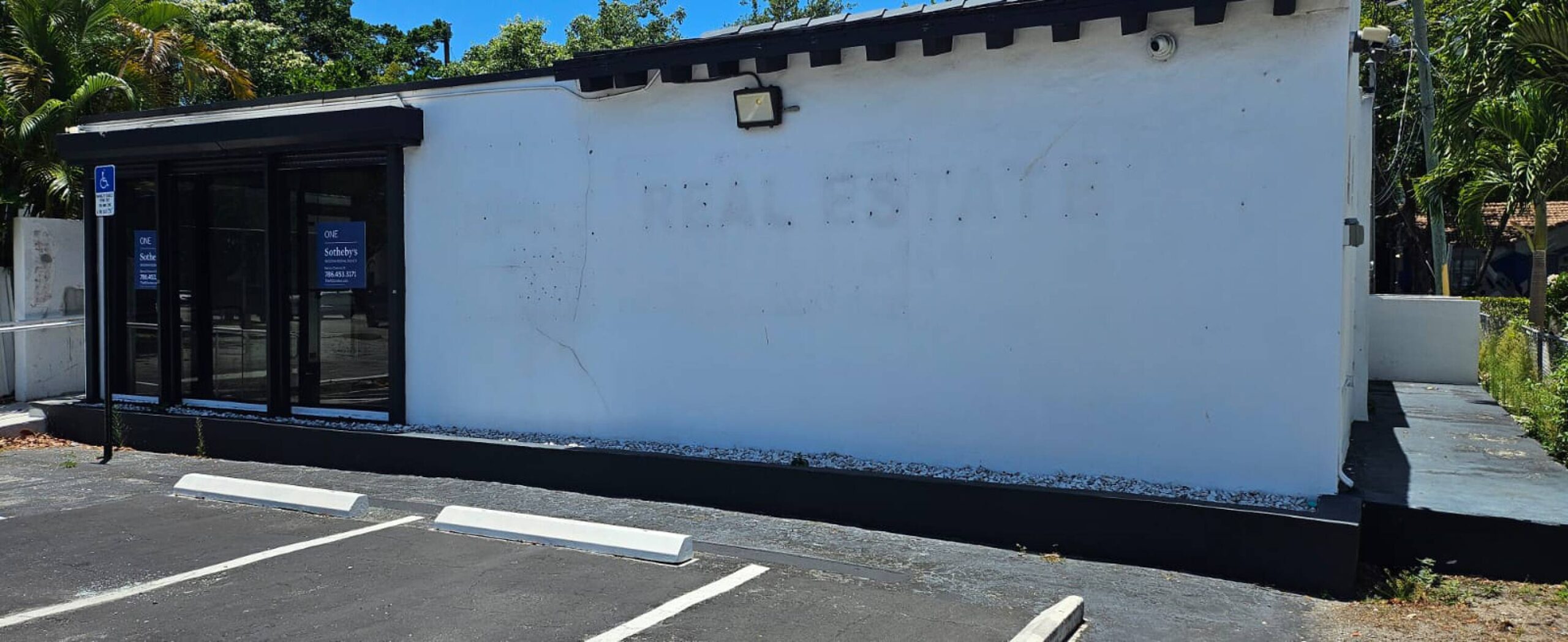 For Lease: PRIME RETAIL/OFFICE LEASING OPPORTUNITY ON US-1