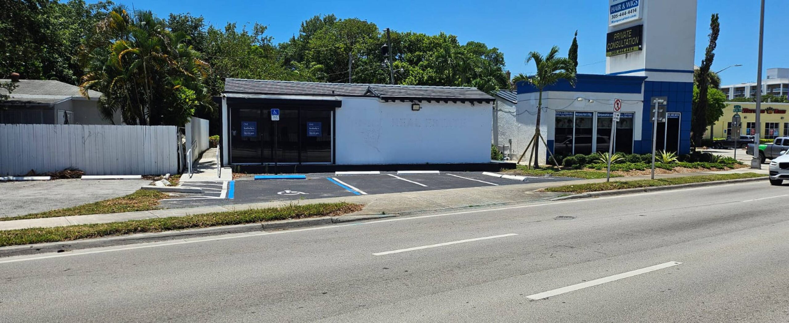 For Lease: PRIME RETAIL/OFFICE LEASING OPPORTUNITY ON US-1