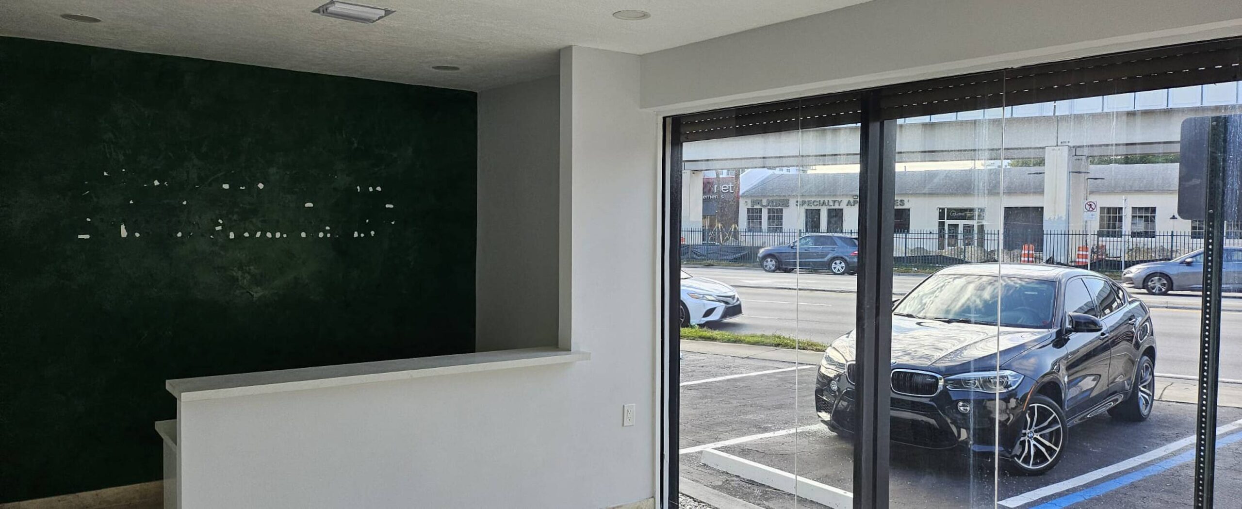 For Lease: PRIME RETAIL/OFFICE LEASING OPPORTUNITY ON US-1