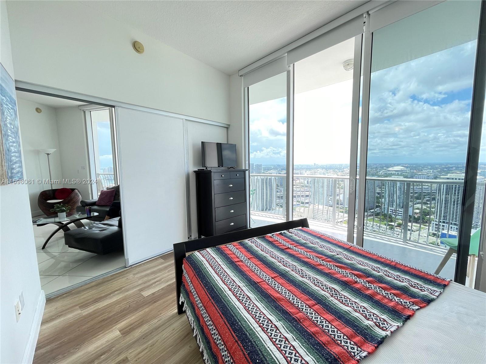 Opera Tower in Edgewater