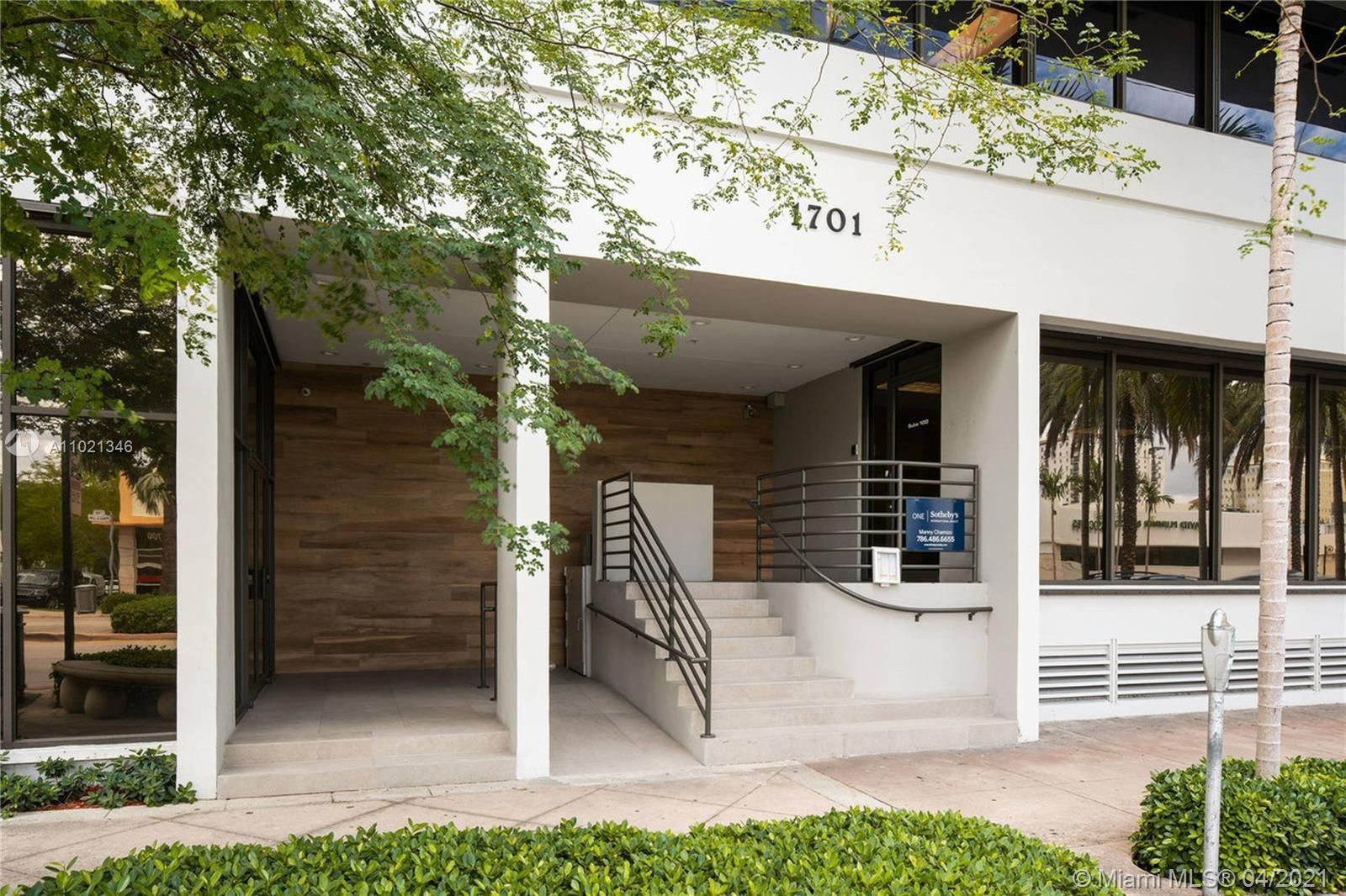 For Lease: 1701 Ponce de Leon #306 (3rd F) and #400 (4th F)