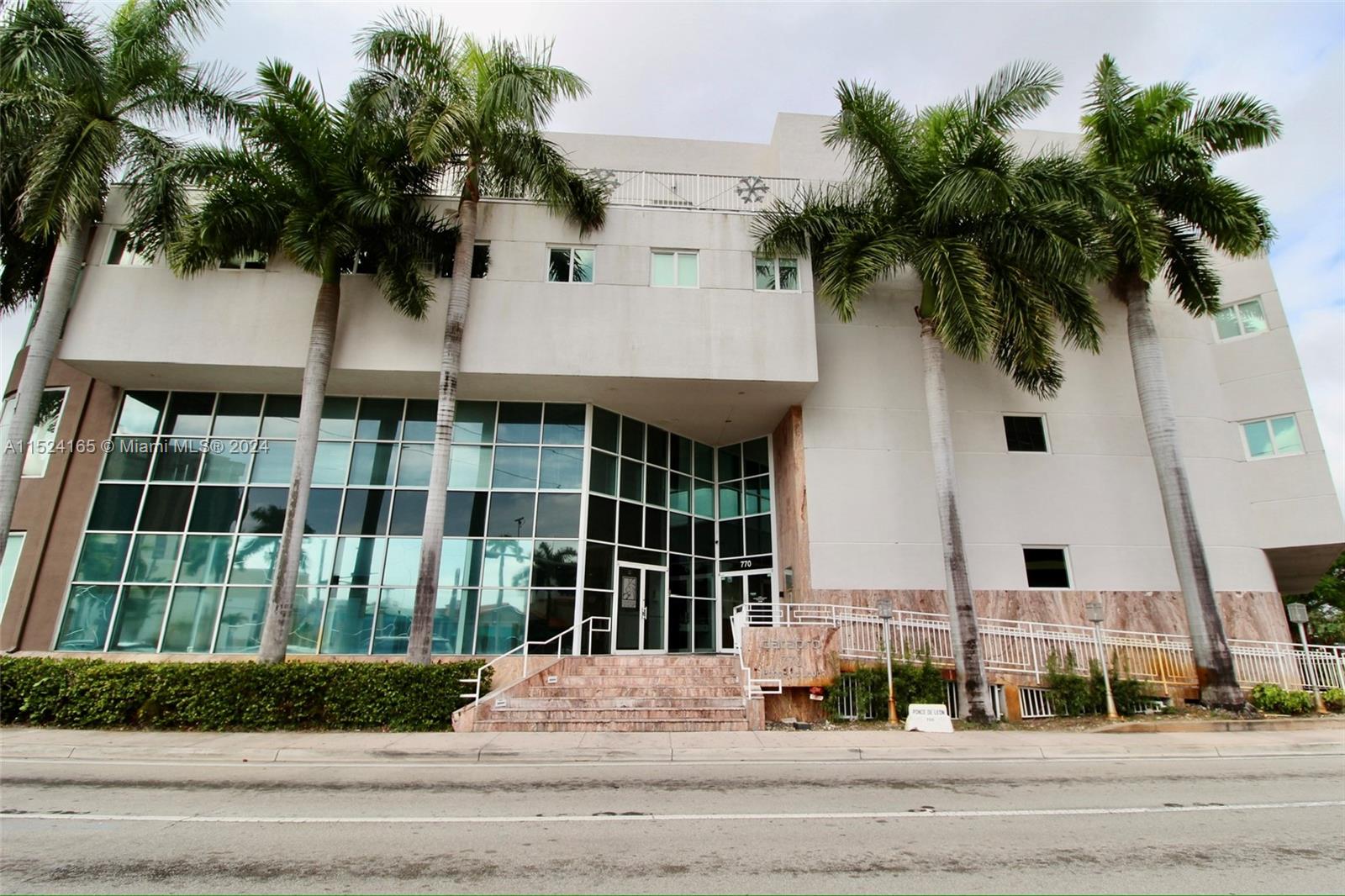770 Ponce De Leon